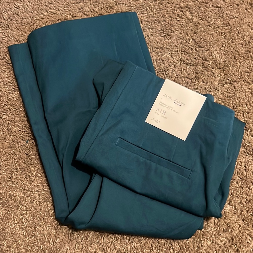 Kick Flare, High rise NWT